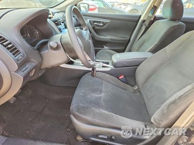 Zdjęcie 7 z 13 samochodu: 2015 NISSAN ALTIMA 2.5 VIN:1N4AL3AP5FC181103 - miniatura