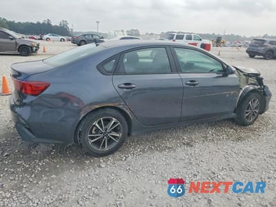 Trzecie zdjęcie samochodu z tyłu: 2023 KIA FORTE LXS VIN:3KPF24AD6PE572060 - miniatura