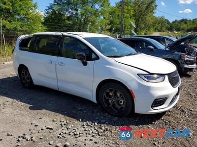 Czwarte zdjęcie samochodu z boku: 2024 CHRYSLER PACIFICA HYBRID SELECT VIN:2C4RC1S79RR158421 - miniatura