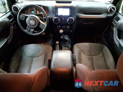Zdjęcie 8 z 14 samochodu: 2016 JEEP WRANGLER UNLIMITED SPORT VIN:1C4BJWDG3GL107939 - miniatura