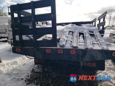 Zdjęcie 6 z 11 samochodu: 2003 CHEVROLET SILVERADO FLATBED TRUCK VIN:1GBJC34U03E304919 - miniatura