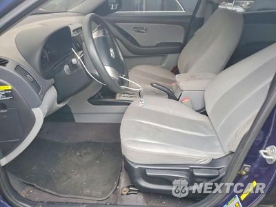 Zdjęcie 7 z 11 samochodu: 2016 HYUNDAI ELANTRA BLUE VIN:KMHDU4AD7AU182722 - miniatura