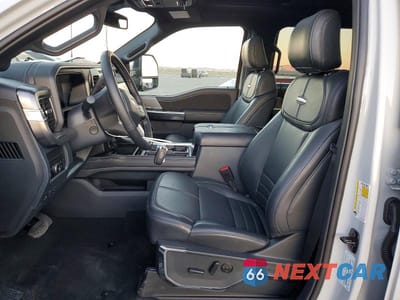 Zdjęcie 7 z 11 samochodu: 2026 FORD F350 SUPER DUTY VIN:1FT8W3BM4TEC37763 - miniatura