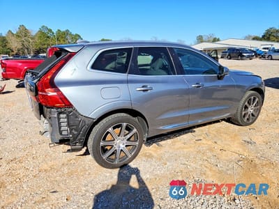 Trzecie zdjęcie samochodu z tyłu: 2021 VOLVO XC60 T5 INSCRIPTION VIN:YV4102DL2M1685619 - miniatura