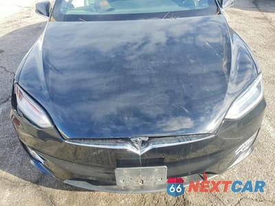 Zdjęcie 11 z 12 samochodu: 2018 TESLA MODEL X VIN:5YJXCBE24JF115117 - miniatura