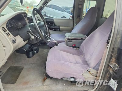 Zdjęcie 7 z 14 samochodu: 1999 MAZDA B3000 CAB PLUS VIN:4F4ZR17V5XTM36878 - miniatura