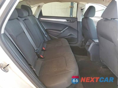 Zdjęcie 10 z 12 samochodu: 2017 VOLKSWAGEN PASSAT S VIN:1VWAT7A34HC014326 - miniatura