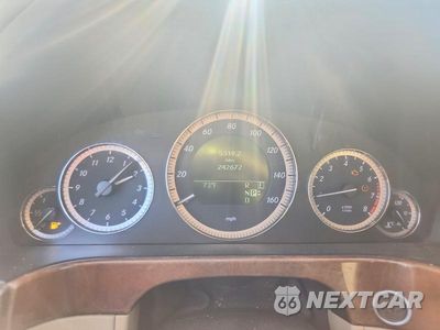 Zdjęcie 9 z 12 samochodu: 2011 MERCEDES-BENZ E 350 4MATIC VIN:WDDHF8HBXBA421829 - miniatura