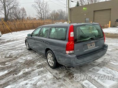 Trzecie zdjęcie samochodu z tyłu: 2006 VOLVO V70 VIN:YV1SW612562547802 - miniatura