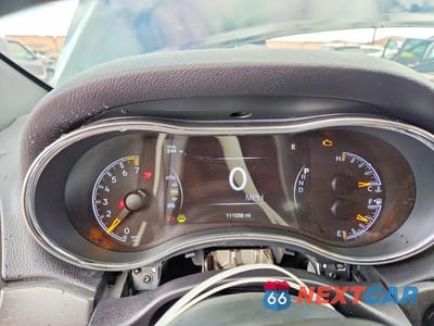 Zdjęcie 9 z 12 samochodu: 2017 JEEP GRAND CHEROKEE LAREDO VIN:1C4RJFAG1HC772858 - miniatura