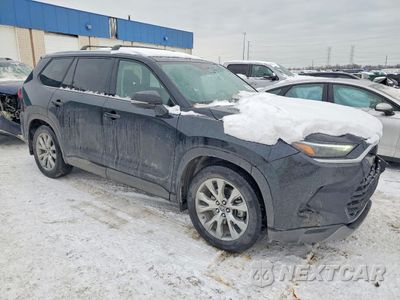 Czwarte zdjęcie samochodu z boku: 2024 TOYOTA GRAND HIGHLANDER XLE VIN:5TDAAAB52RS053356 - miniatura