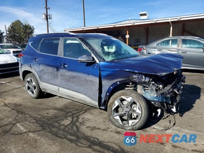 Czwarte zdjęcie samochodu z boku: 2024 KIA SELTOS EX VIN:KNDERCAA3R7576173 - miniatura