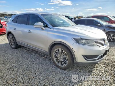 Czwarte zdjęcie samochodu z boku: 2016 LINCOLN MKX RESERVE VIN:2LMTJ8LR6GBL72910 - miniatura