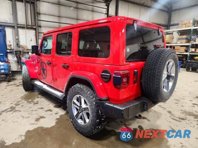 Drugie zdjęcie samochodu z przodu: 2022 JEEP WRANGLER UNLIMITED SAHARA VIN:1C4HJXEN0NW268855 - miniatura