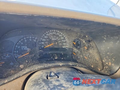 Zdjęcie 9 z 13 samochodu: 2003 CHEVROLET SILVERADO K3500 VIN:1GCJK39U43E207908 - miniatura