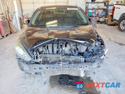 Piąte zdjęcie samochodu w środku: 2016 FORD FOCUS SE VIN:1FADP3K21GL321248 - miniatura