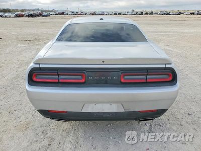Zdjęcie 6 z 11 samochodu: 2019 DODGE CHALLENGER SXT VIN:2C3CDZAG2KH679564 - miniatura