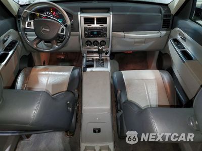 Zdjęcie 8 z 13 samochodu: 2008 JEEP LIBERTY LIMITED VIN:1J8GN58K88W261347 - miniatura