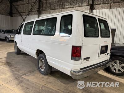 Trzecie zdjęcie samochodu z tyłu: 2012 FORD ECONOLINE E350 SUPER DUTY WAGON VIN:1FBSS3BL0CDA22996 - miniatura