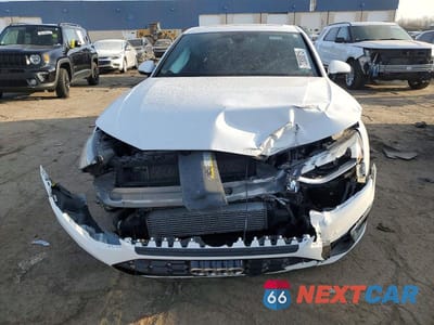 Piąte zdjęcie samochodu w środku: 2022 AUDI A4 PREMIUM PLUS 45 VIN:WAUEAAF46NN013698 - miniatura