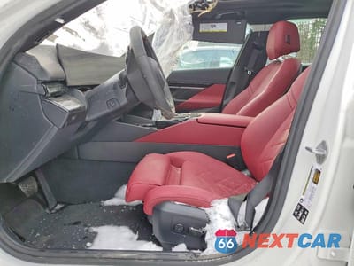 Zdjęcie 7 z 11 samochodu: 2026 BMW 530 XI VIN:WBA53FJ03TCV98440 - miniatura