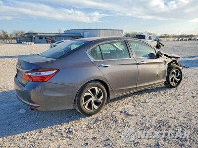 Trzecie zdjęcie samochodu z tyłu: 2017 HONDA ACCORD LX VIN:1HGCR2F31HA004579 - miniatura
