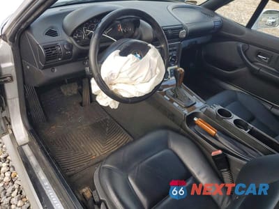 Zdjęcie 8 z 12 samochodu: 2002 BMW Z3 3.0 VIN:4USCN53462LL50187 - miniatura