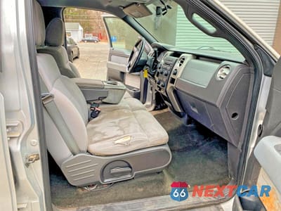 Piąte zdjęcie samochodu w środku: 2011 FORD F150 SUPERCREW VIN:1FTFW1EF8BFB85703 - miniatura