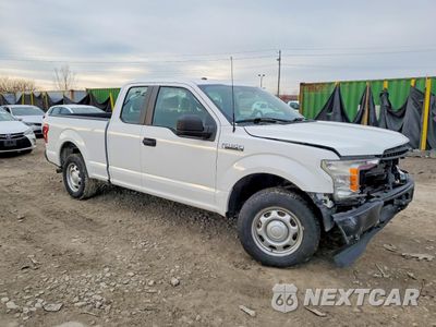 Czwarte zdjęcie samochodu z boku: 2018 FORD F150 SUPER CAB VIN:1FTEX1CB2JFA33097 - miniatura