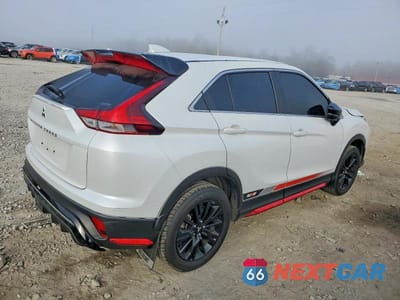 Trzecie zdjęcie samochodu z tyłu: 2023 MITSUBISHI ECLIPSE CROSS LE VIN:JA4ATVAA5PZ037805 - miniatura