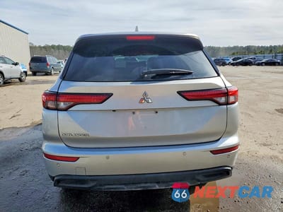 Zdjęcie 6 z 12 samochodu: 2022 MITSUBISHI OUTLANDER SE VIN:JA4J3UA85NZ090041 - miniatura