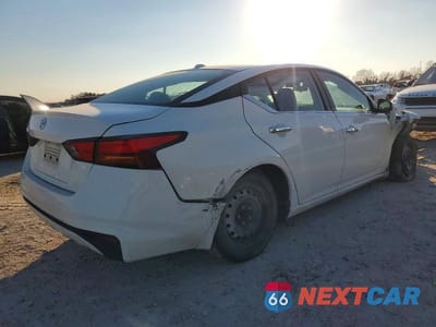 Trzecie zdjęcie samochodu z tyłu: 2020 NISSAN ALTIMA S VIN:1N4BL4BV9LC230242 - miniatura