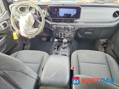 Zdjęcie 8 z 13 samochodu: 2024 JEEP WRANGLER 4XE VIN:1C4RJXN61RW202088 - miniatura