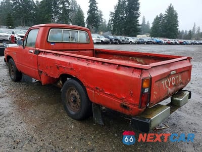 Drugie zdjęcie samochodu z przodu: 1983 TOYOTA PICKUP 1/2 TON RN44 VIN:JT4RN44D6D1152278 - miniatura