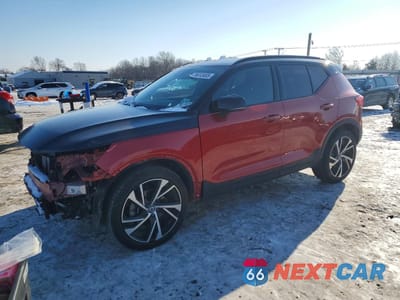 2022 VOLVO XC40 T5 R-DESIGN YV4162UM9N2789527 - główne zdjęcie licytacji z USA - miniatura