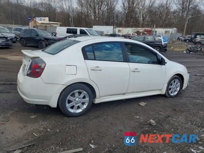 Trzecie zdjęcie samochodu z tyłu: 2010 NISSAN SENTRA 2.0 VIN:3N1AB6AP7AL606643 - miniatura
