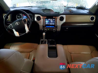 Zdjęcie 8 z 13 samochodu: 2016 TOYOTA TUNDRA LIMITED VIN:5TFHW5F10GX555580 - miniatura