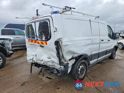 Trzecie zdjęcie samochodu z tyłu: 2019 FORD TRANSIT T-150 UTILITY / SERVICE VAN VIN:1FTYE1ZM6KKB88000 - miniatura