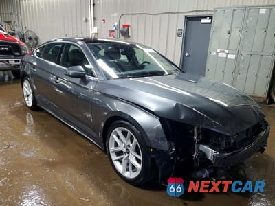 Czwarte zdjęcie samochodu z boku: 2024 AUDI A5 PREMIUM PLUS 45 VIN:WAUFACF59RA022594 - miniatura