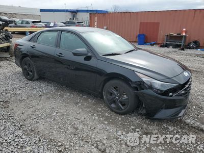 Czwarte zdjęcie samochodu z boku: 2021 HYUNDAI ELANTRA SEL VIN:5NPLM4AG8MH027914 - miniatura
