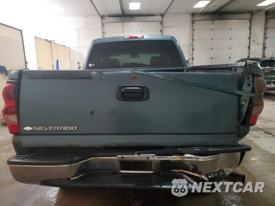 Zdjęcie 6 z 12 samochodu: 2007 CHEVROLET SILVERADO K2500 HEAVY DUTY VIN:1GCHK23D37F118980 - miniatura