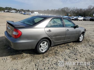 Trzecie zdjęcie samochodu z tyłu: 2002 TOYOTA CAMRY LE VIN:4T1BF32K02U512405 - miniatura