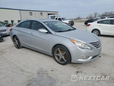Czwarte zdjęcie samochodu z boku: 2011 HYUNDAI SONATA SE VIN:5NPEC4AC4BH142581 - miniatura