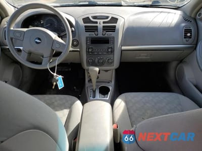 Zdjęcie 8 z 12 samochodu: 2005 CHEVROLET MALIBU LS VIN:1G1ZT52825F225080 - miniatura