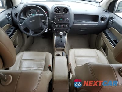 Zdjęcie 8 z 12 samochodu: 2010 JEEP COMPASS LIMITED VIN:1J4NF5FB4AD536545 - miniatura