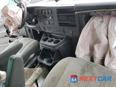 Zdjęcie 8 z 13 samochodu: 2019 CHEV EXPRESS G3500 LT VIN:1GAZGPFG1K1182992 - miniatura