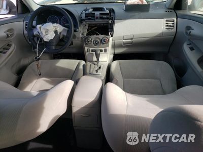 Zdjęcie 8 z 13 samochodu: 2013 TOYOTA COROLLA BASE VIN:2T1BU4EE6DC975882 - miniatura