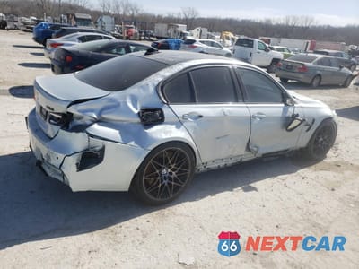 Trzecie zdjęcie samochodu z tyłu: 2018 BMW M3 VIN:WBS8M9C59J5J80191 - miniatura