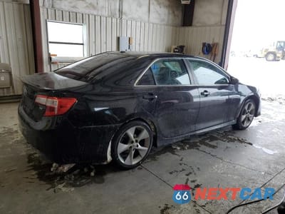 Trzecie zdjęcie samochodu z tyłu: 2012 TOYOTA CAMRY BASE VIN:4T1BF1FKXCU170106 - miniatura