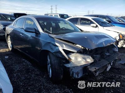 Czwarte zdjęcie samochodu z boku: 2014 NISSAN MAXIMA S VIN:1N4AA5AP1EC439925 - miniatura